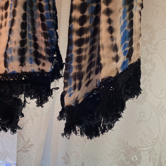 New Fringed Tie Dyed Scarf - Picture 2 of 3